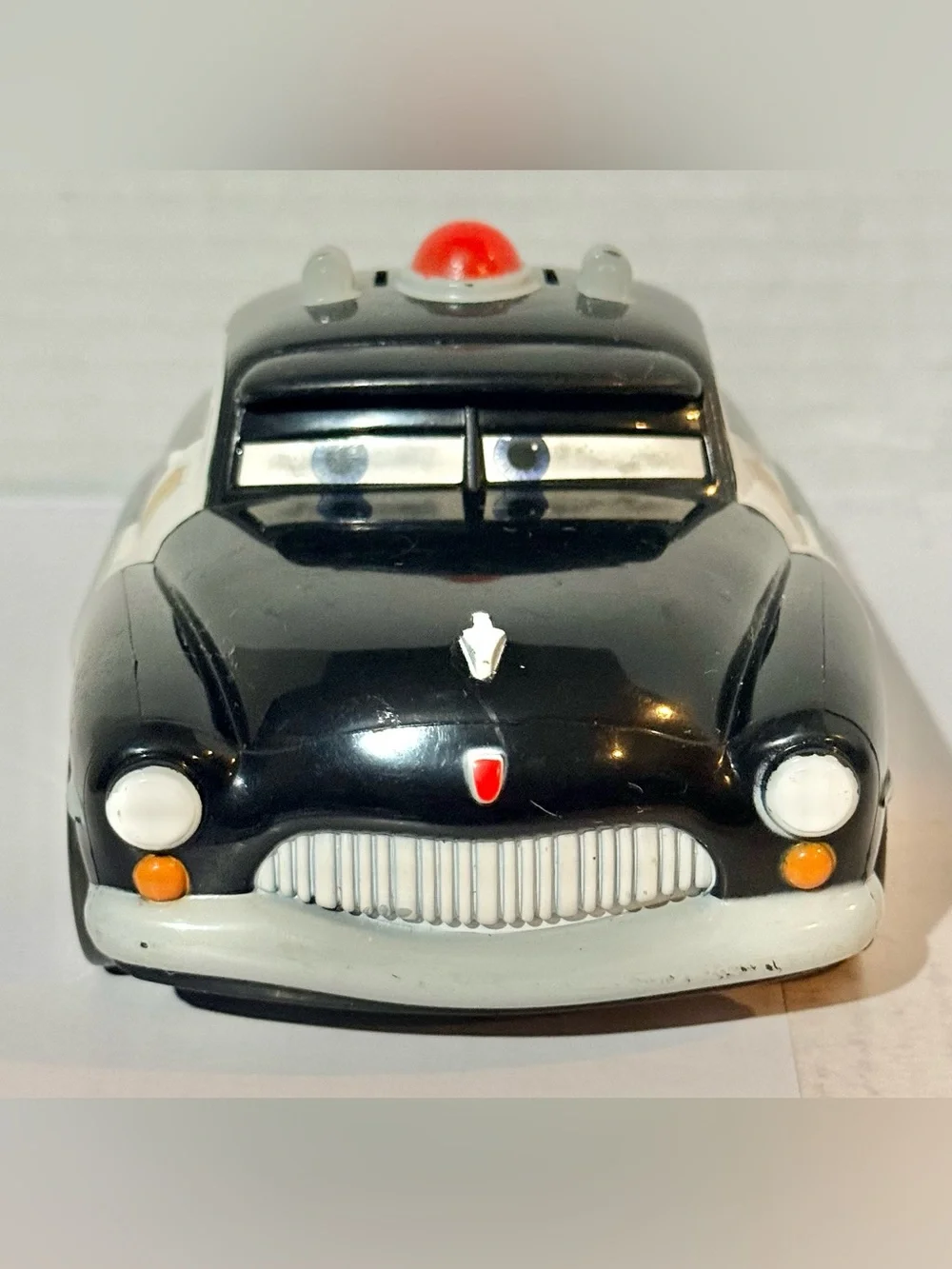 Disney Pixar Cars Shake & Go Sheriff Car RARE ⭐️Pre-Used Good⭐️